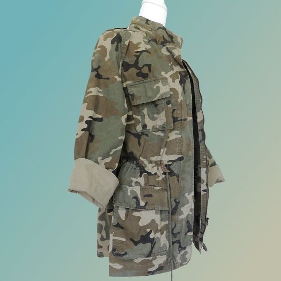 Camouflage Green Jacket Love Tree...........225 - Picture 2 of 10